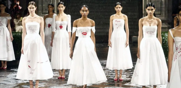 Kolekcja Dior Cruise 2024 - List miłosny do Meksyku 4
