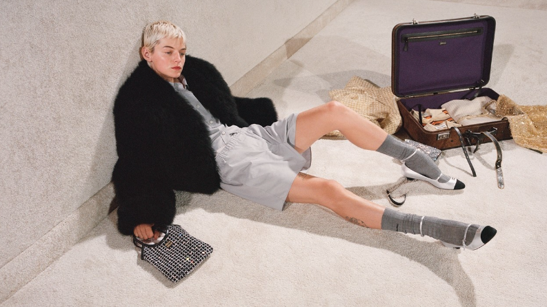 KAMPANIA MIU MIU HOLIDAY 2023 2