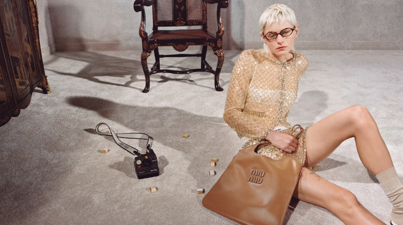 KAMPANIA MIU MIU HOLIDAY 2023 4
