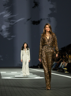 Chanel The Cruise 2023/24 z Shenzhen 1